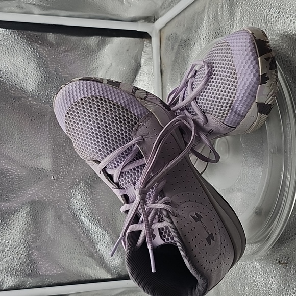 Under Armour Shoes - C Under Armour Purple Jet NEBULA lavender Basketball Shoes Sz 7 Youth